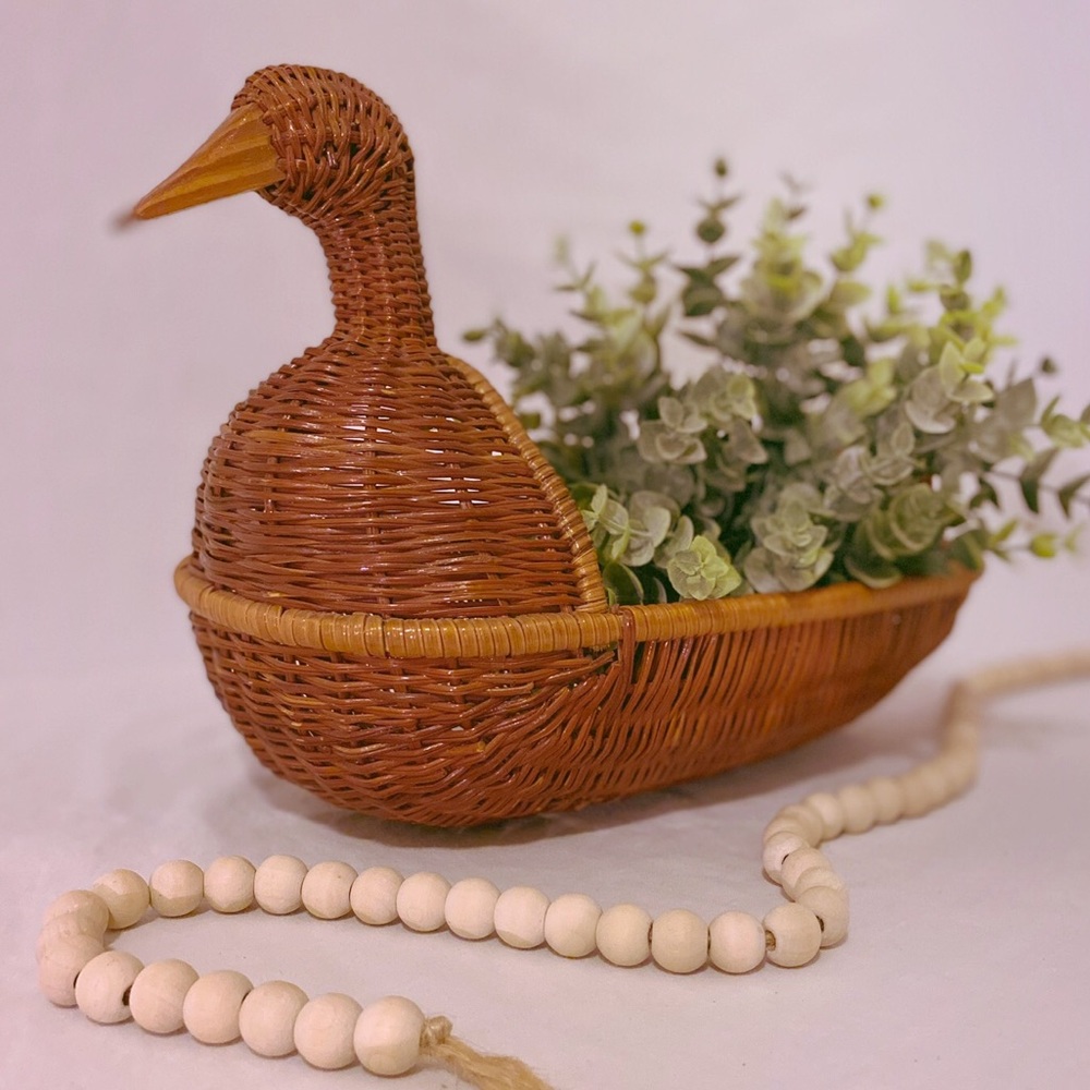 Vintage Wicker Duck Basket